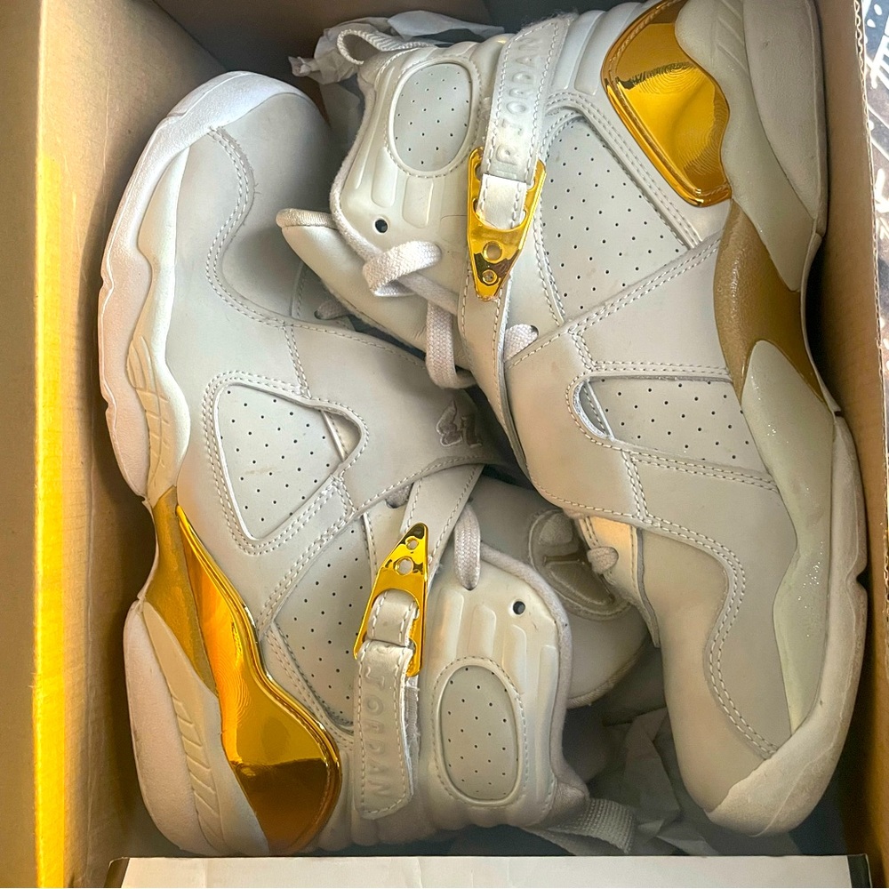 Jordan 8 Retro Limited Edition Champagne